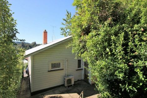Photo of property in 33 Ramsay Street, Dalmore, Dunedin, 9010