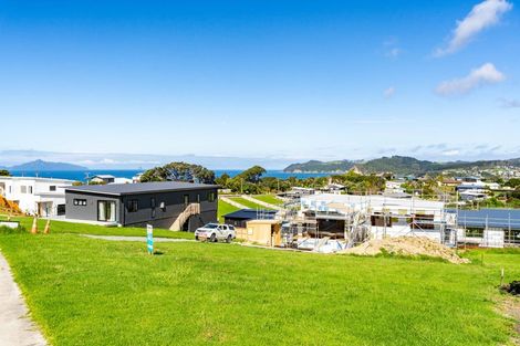 Photo of property in 7 Blue Moon Rise, Langs Beach, 0582