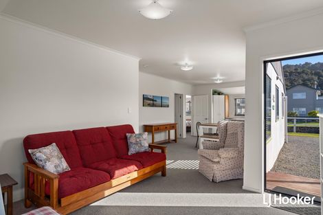 Photo of property in 21 Pacific Road, Waihi Beach, 3611