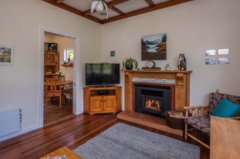 Photo of property in 175 Houghton Bay Road, Houghton Bay, Wellington, 6023