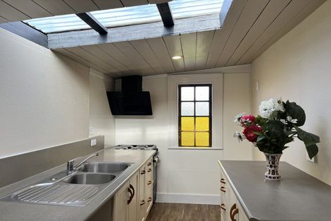 Photo of property in 27 Till Street, South Hill, Oamaru, 9400