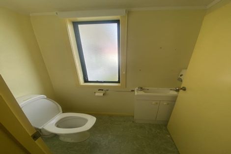 Photo of property in 16 Botanical Road, Takaro, Palmerston North, 4412