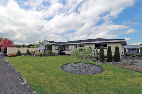 Photo of property in 26 Oberon Street, Stratford, 4332