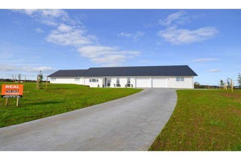 Photo of property in 4 Fernbird Grove, Kerikeri, 0294