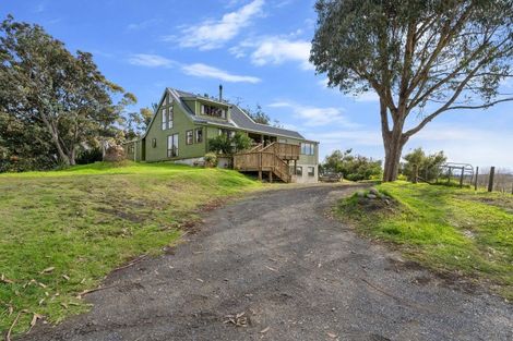 Photo of property in 35 Old Coach Road, Otaki, 5512