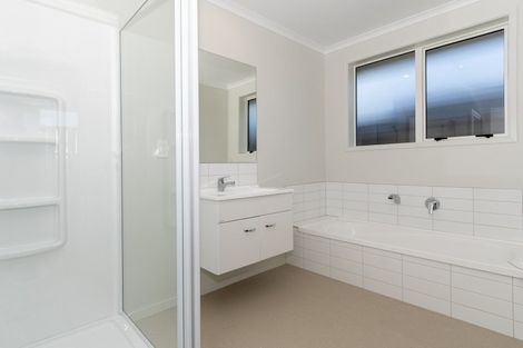 Photo of property in 11a Tutchen Street, Tauranga, 3110