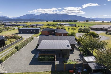 Photo of property in 37 Paton Place, Te Anau, 9600