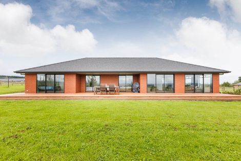 Photo of property in 117 Kingsdale Park Drive, Aokautere, Palmerston North, 4471