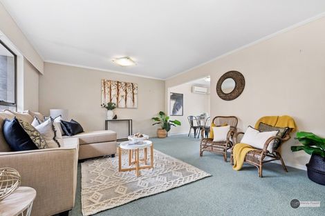 Photo of property in 3/45 Whites Line West, Woburn, Lower Hutt, 5010