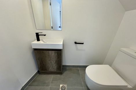 Photo of property in 12a Massine Place, Randwick Park, Auckland, 2105