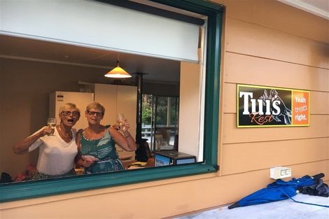 Photo of property in 11 Mako Avenue, Whiritoa, Whangamata, 3691