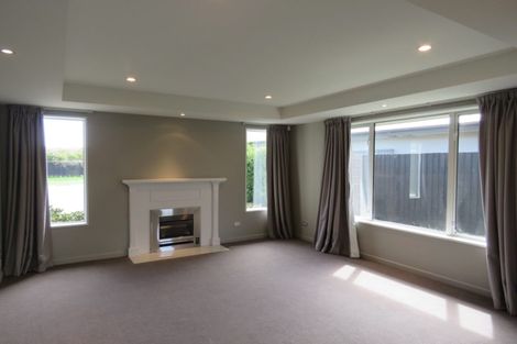 Photo of property in 75 Somerville Crescent, Aidanfield, Christchurch, 8025