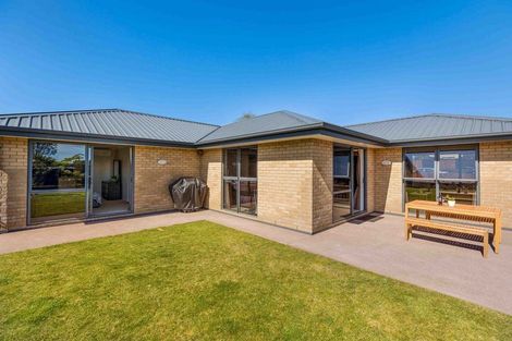 Photo of property in 68 Sunnyvale Street, Bell Block, New Plymouth, 4312