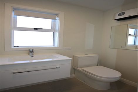 Photo of property in 182 Oxford Street, South Dunedin, Dunedin, 9012