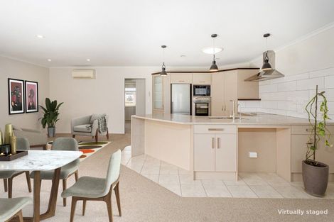 Photo of property in 20 Waitotara Way, Whitianga, 3510