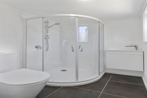 Photo of property in 19a Leaming Place, Clarks Beach, 2122