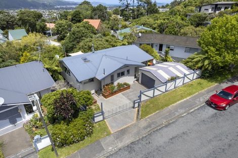 Photo of property in 7 Gainsborough Grove, Belmont, Lower Hutt, 5010