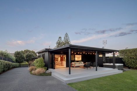 Photo of property in 156 Valley Road, Mount Maunganui, 3116