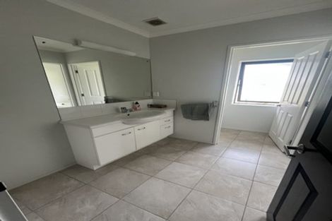 Photo of property in 4 Beechwood Way, Te Marua, Upper Hutt, 5018