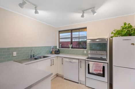 Photo of property in 15b Nathan Street, Tawa, Wellington, 5028