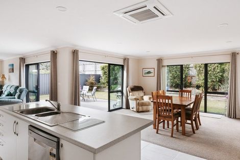 Photo of property in 250 Hamurana Road, Omokoroa, 3114