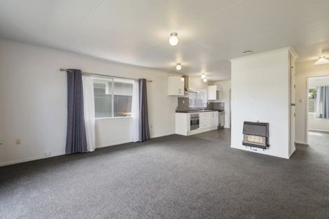 Photo of property in 11 Slacks Road, Awapuni, Palmerston North, 4412