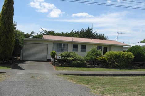 Photo of property in 142 South Street, Feilding, 4702