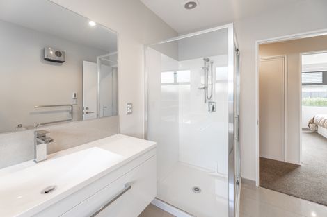 Photo of property in 28 Taiore Crescent, Marshland, Christchurch, 8083