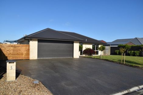 Photo of property in 5 Bellbird Place, Rolleston, 7614