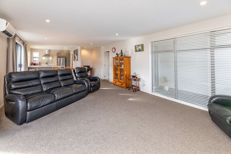 Photo of property in 28 Taiore Crescent, Marshland, Christchurch, 8083