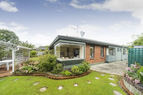 Photo of property in 127 Summerhill Drive, Fitzherbert, Palmerston North, 4410
