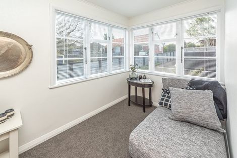 Photo of property in 17a Taranaki Street, Saint Johns Hill, Whanganui, 4501