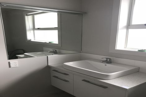 Photo of property in 14 Pulham Crescent, Queenwood, Hamilton, 3210