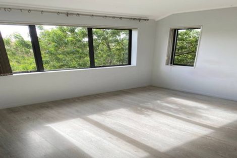 Photo of property in 22 Andrusha Place, Flat Bush, Auckland, 2019