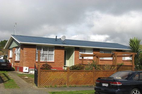Photo of property in 17 Regent Place, Blagdon, New Plymouth, 4310
