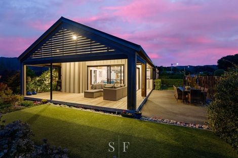 Photo of property in 14 Ferndale Drive, Waikanae, 5036