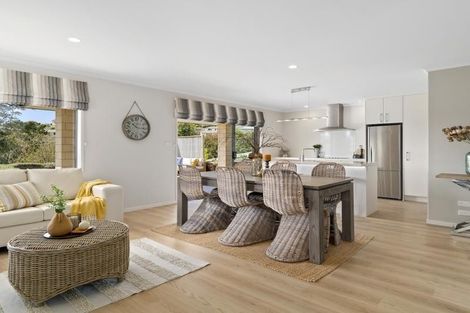 Photo of property in 156 Oteki Park Drive, Welcome Bay, Tauranga, 3112