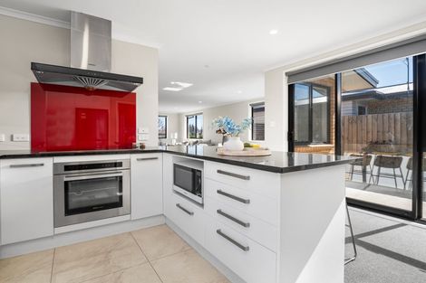 Photo of property in 22 Meyer Crescent, Halswell, Christchurch, 8025