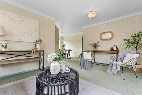 Photo of property in 28 Sunvale Place, Gate Pa, Tauranga, 3112