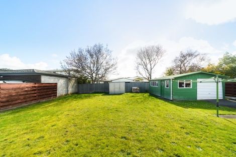 Photo of property in 38 Abraham Crescent, Milson, Palmerston North, 4414