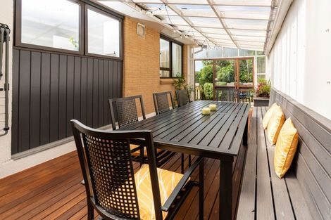 Photo of property in 184 Orangi Kaupapa Road, Northland, Wellington, 6012