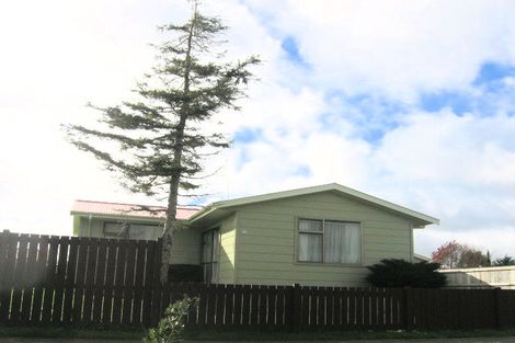 Photo of property in 32 Dalwood Grove, Highbury, Palmerston North, 4412