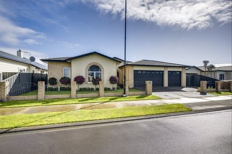 Photo of property in 24 Pacific Avenue, Poraiti, Napier, 4112