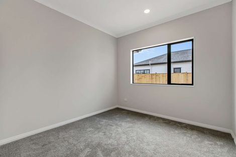 Photo of property in 5 Kakabeak Way, Takanini, 2110