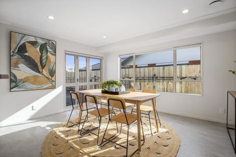 Photo of property in 43 Admiral Crescent, Flagstaff, Hamilton, 3210