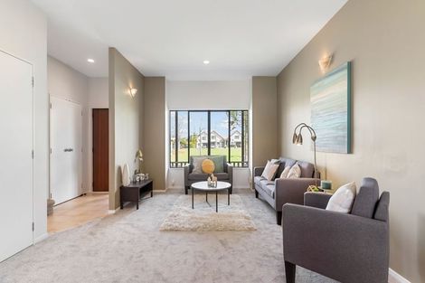 Photo of property in 3/8 Tuscany Way, Te Atatu Peninsula, Auckland, 0610