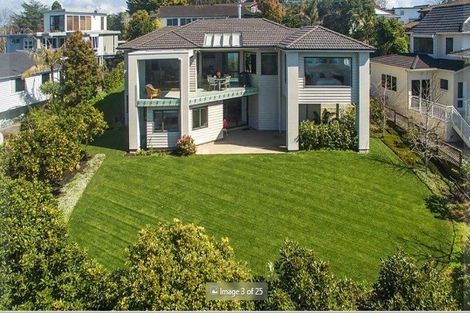 Photo of property in 1a Burford Place, Mellons Bay, Auckland, 2014