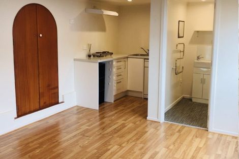 Photo of property in 12 Cypress Place, Sunnynook, Auckland, 0620