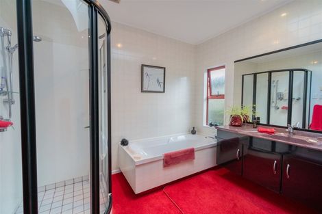 Photo of property in 25 Mackinnon Loop, Te Anau, 9600