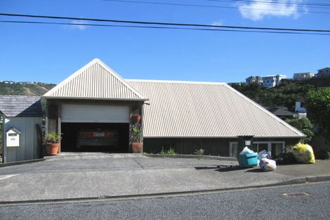 Photo of property in 86a Volga Street, Island Bay, Wellington, 6023